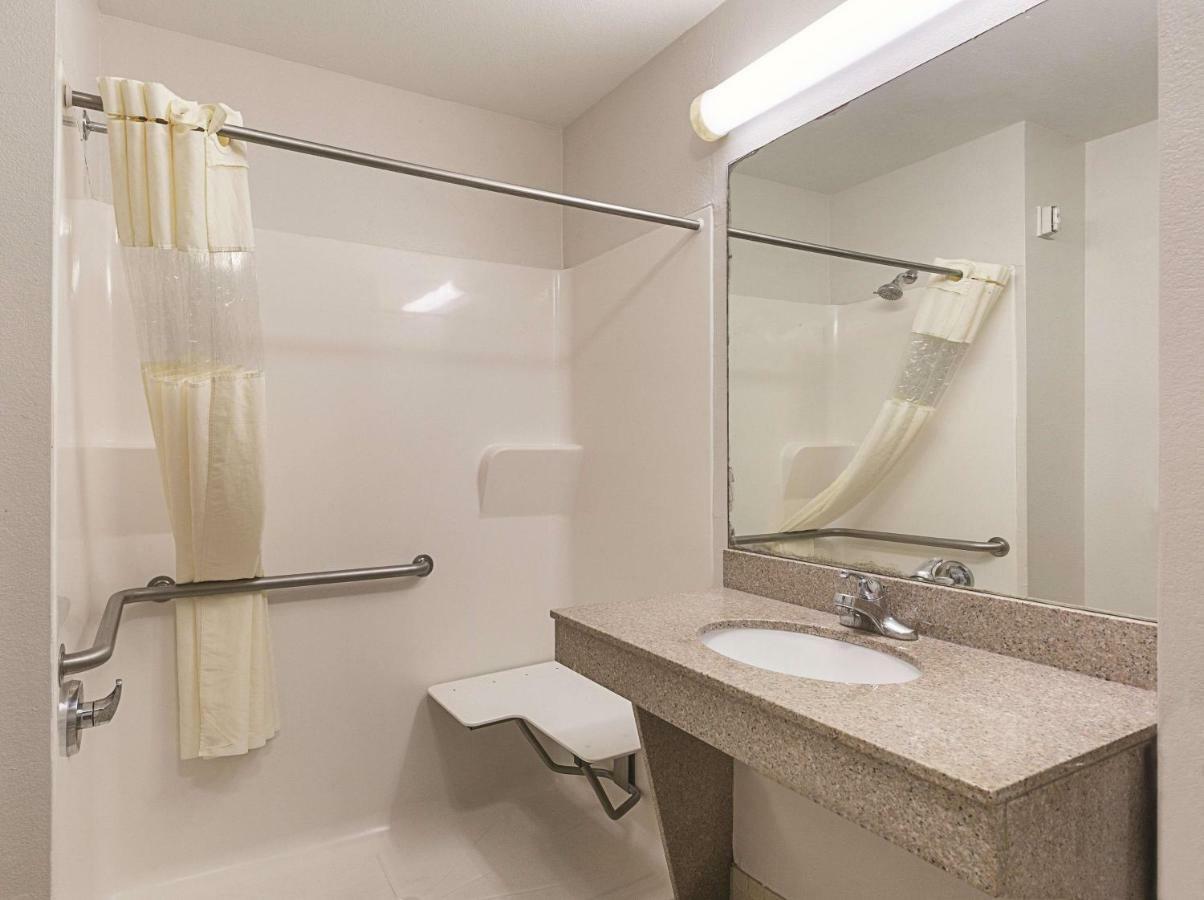 Kemah Edgewater Hotel Seabrook Bagian luar foto