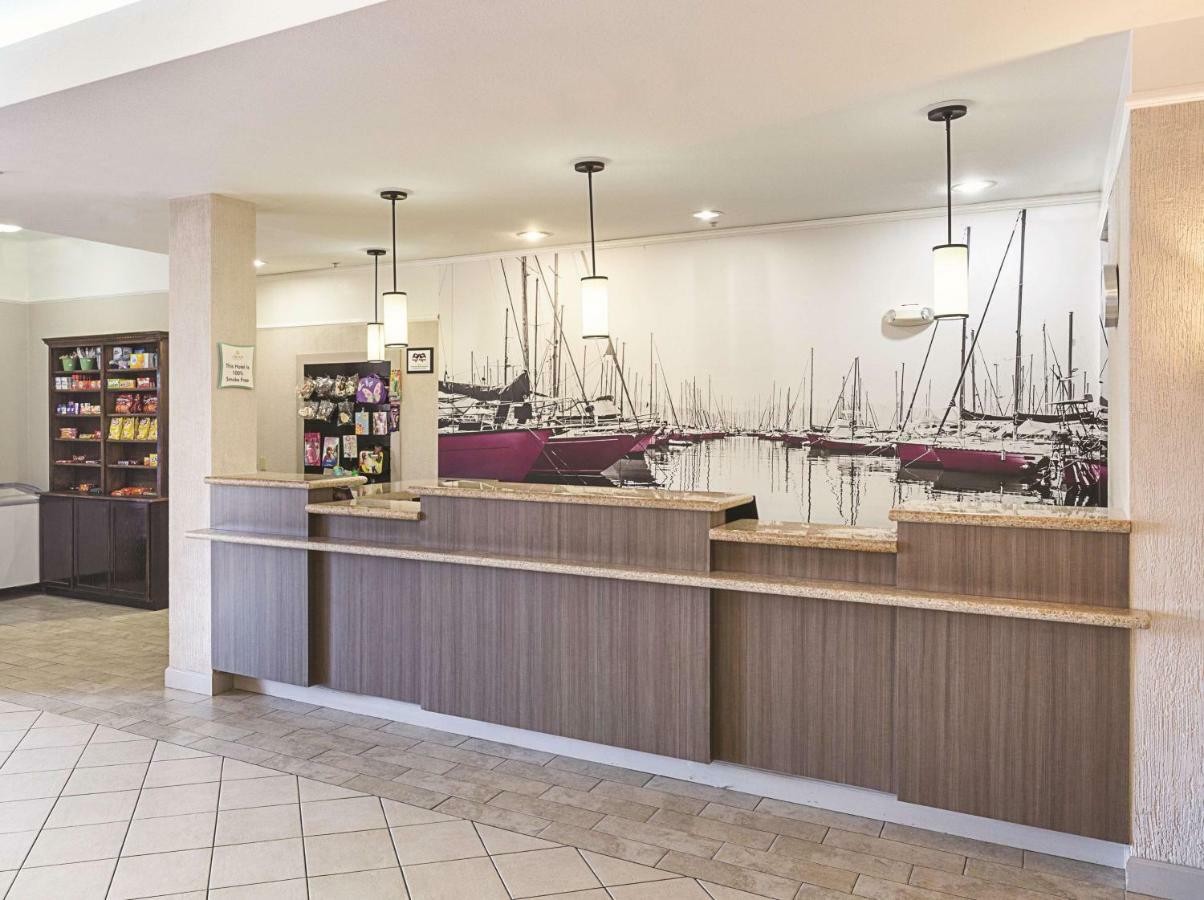 Kemah Edgewater Hotel Seabrook Bagian luar foto