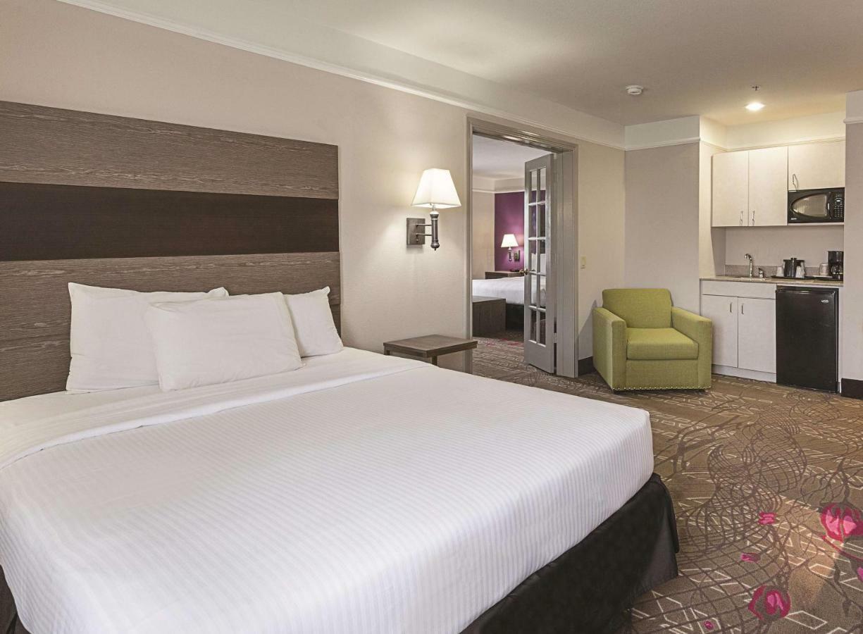 Kemah Edgewater Hotel Seabrook Bagian luar foto